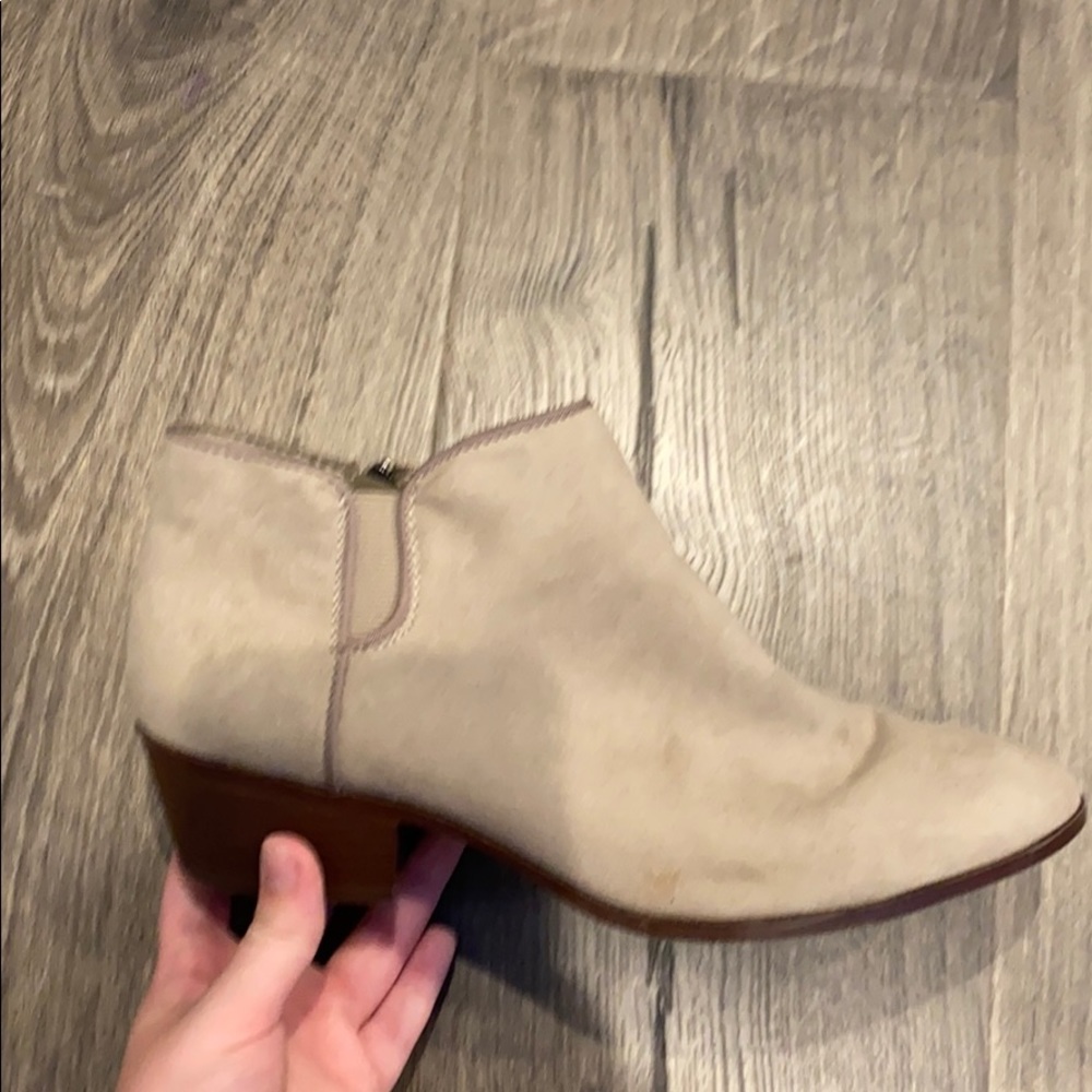 booties - Picture 3 of 6